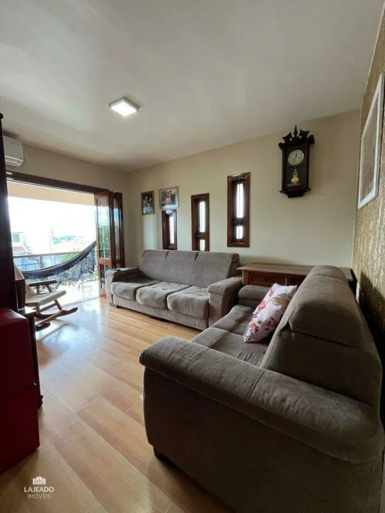 Casa, 5 quartos, 200 m² - Foto 9