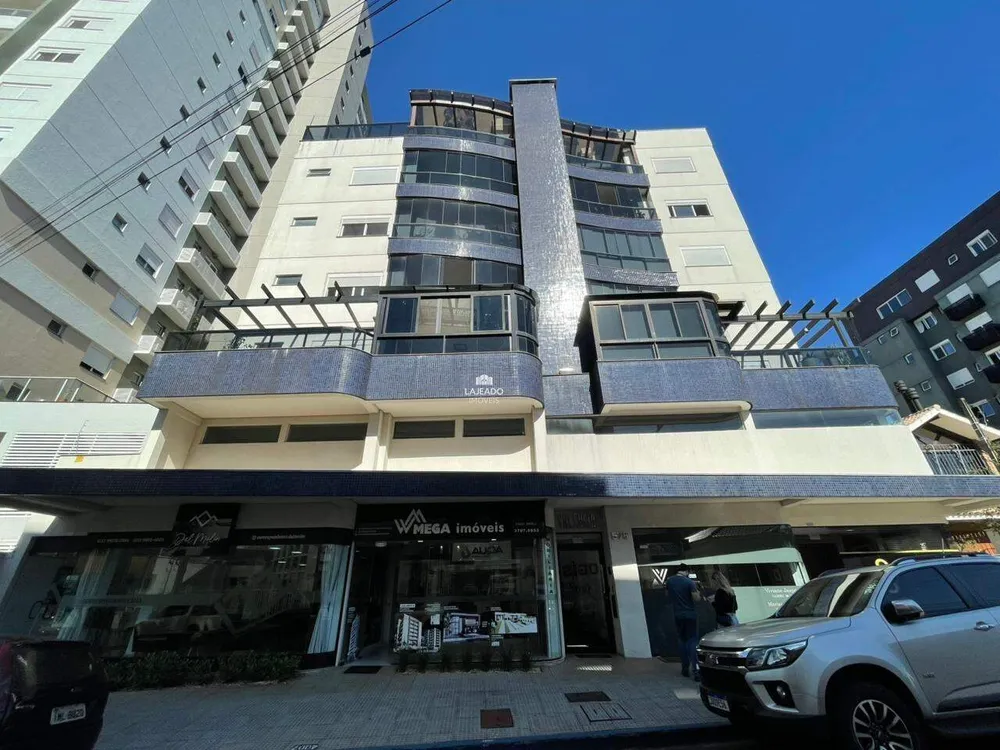 Apartamento, 3 quartos, 100 m² - Foto 1