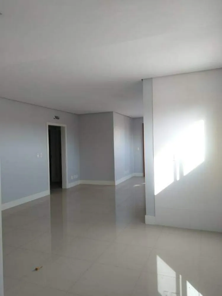 Apartamento, 3 quartos, 126 m² - Foto 3