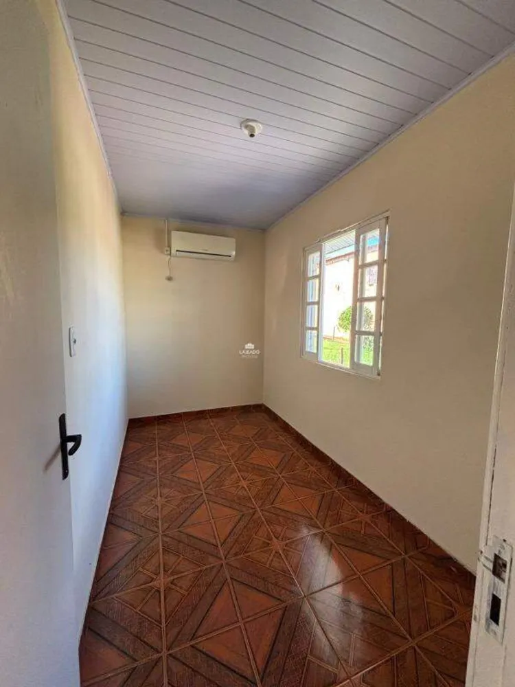 Casa, 4 quartos, 120 m² - Foto 1