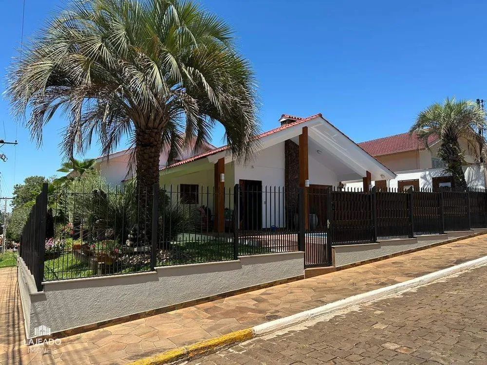 Casa, 3 quartos, 230 m² - Foto 3