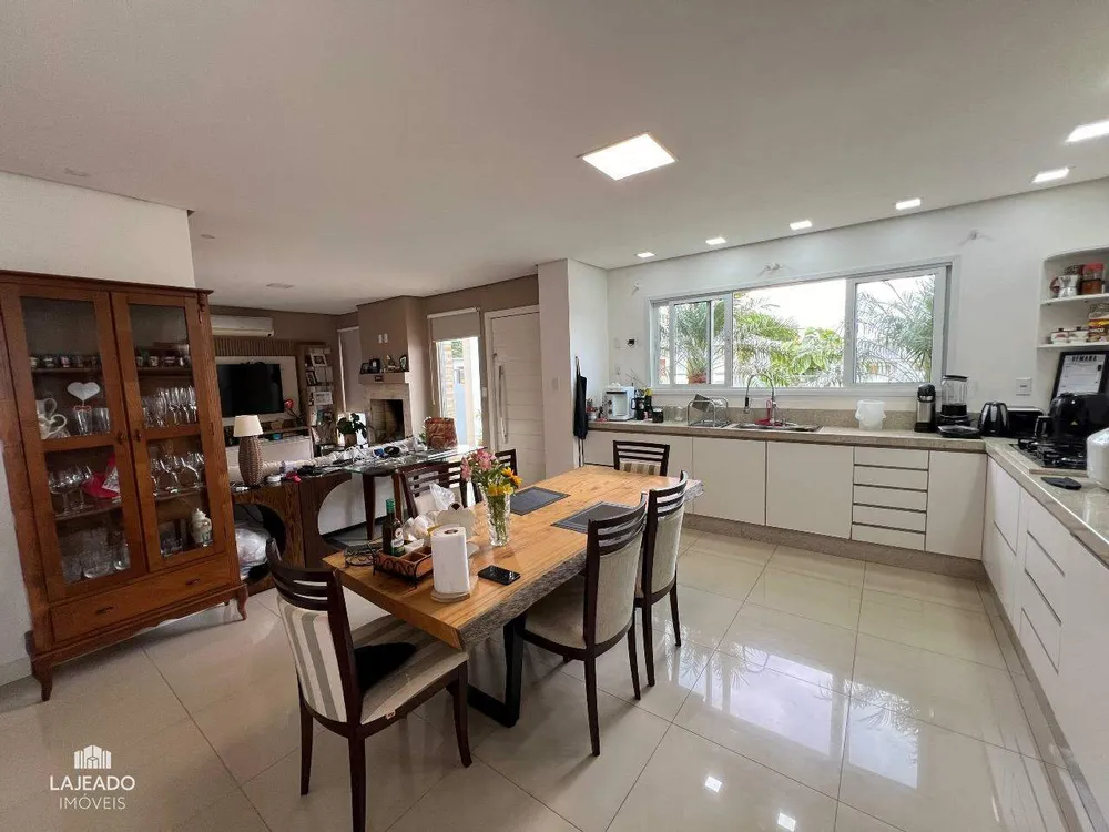 Casa, 4 quartos, 212 m² - Foto 7