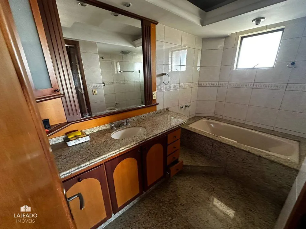 Apartamento, 3 quartos, 228 m² - Foto 15