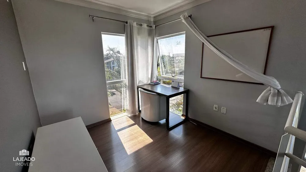 Casa, 3 quartos, 296 m² - Foto 10