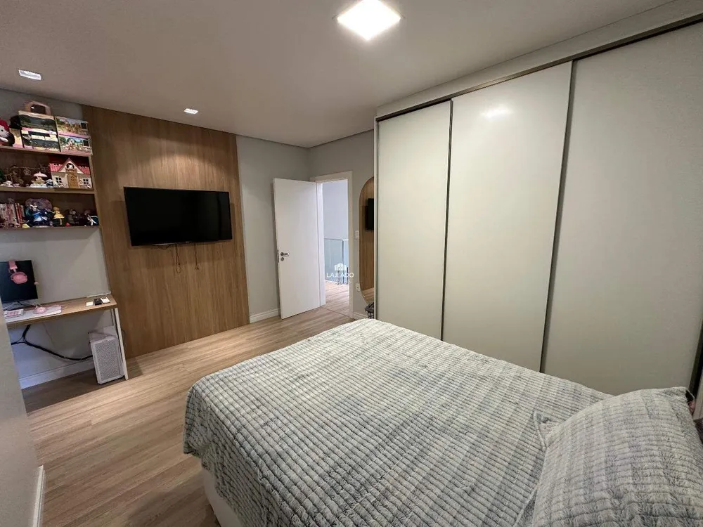 Sobrado, 3 quartos, 232 m² - Foto 11