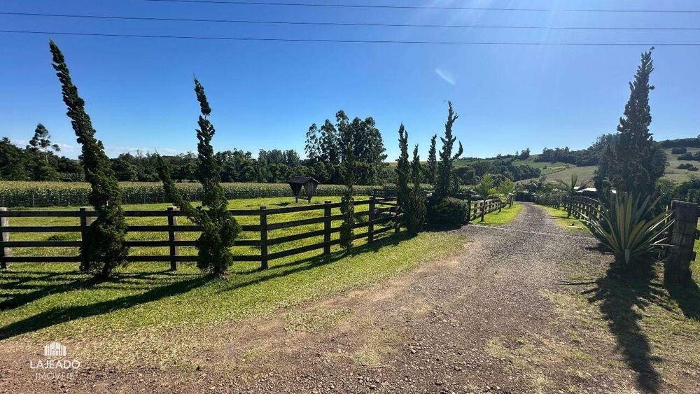 Chácara, 2 quartos, 5048 m² - Foto 1
