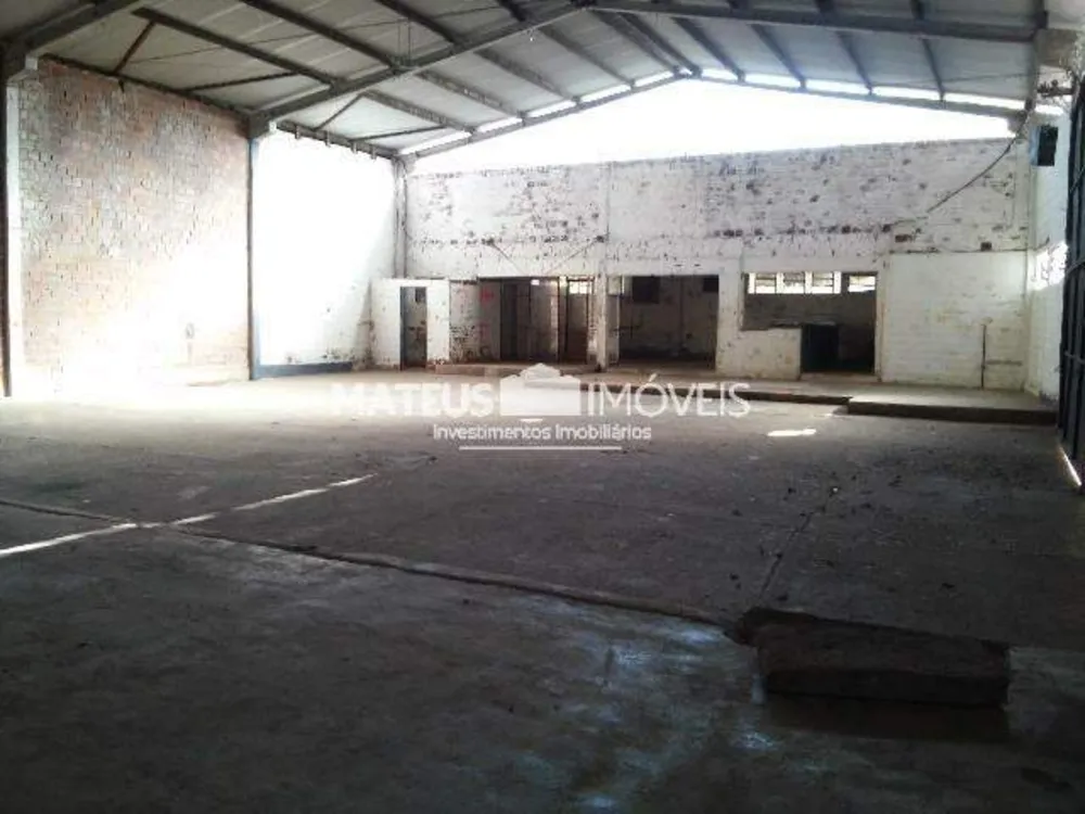 Loja-Salão, 1237 m² - Foto 2