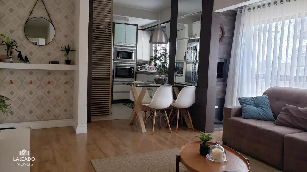 Apartamento à venda com 2 quartos, 63m² - Foto 4