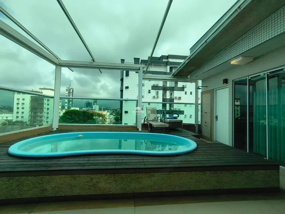 Cobertura, 3 quartos, 220 m² - Foto 11
