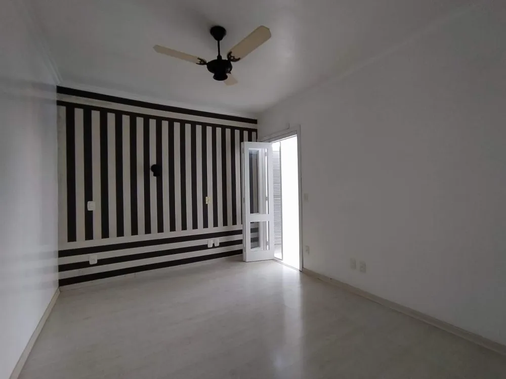 Casa, 5 quartos, 280 m² - Foto 1