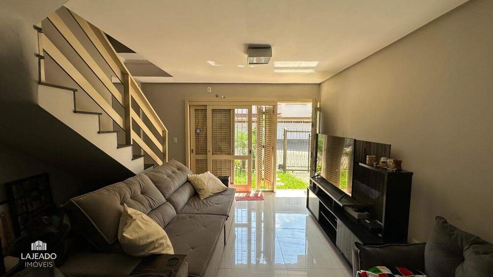 Sobrado à venda com 2 quartos, 94m² - Foto 3
