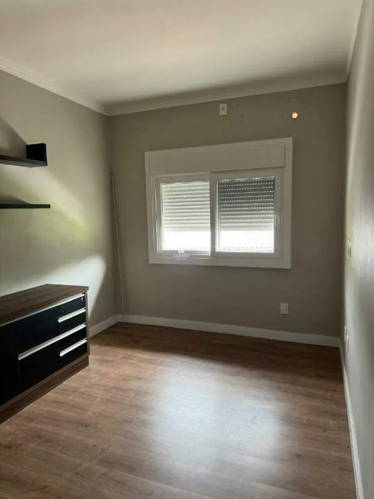 Casa, 3 quartos, 402 m² - Foto 1