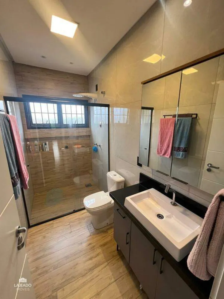 Casa, 3 quartos, 204 m² - Foto 8