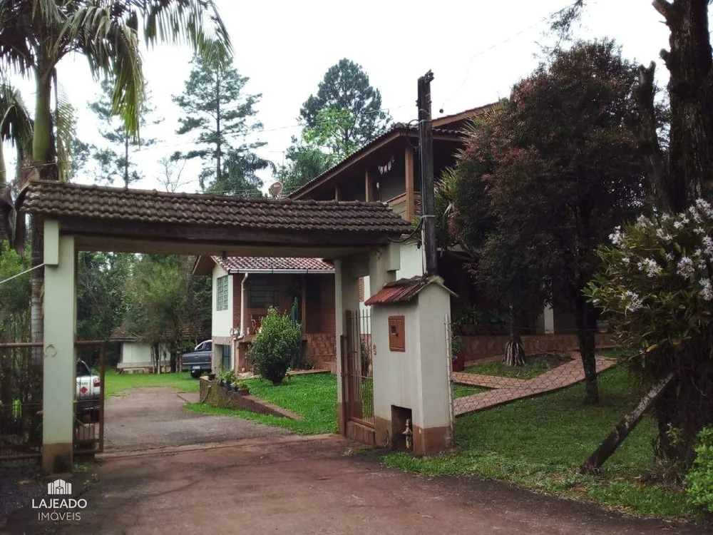 Casa, 3 quartos, 210 m² - Foto 3