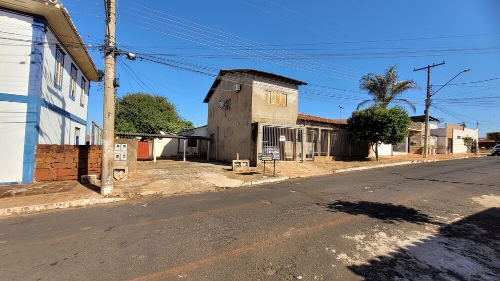 Casa, 5 quartos, 361 m² - Foto 2