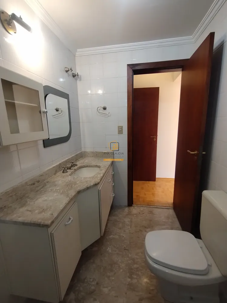 Apartamento, 3 quartos, 240 m² - Foto 2