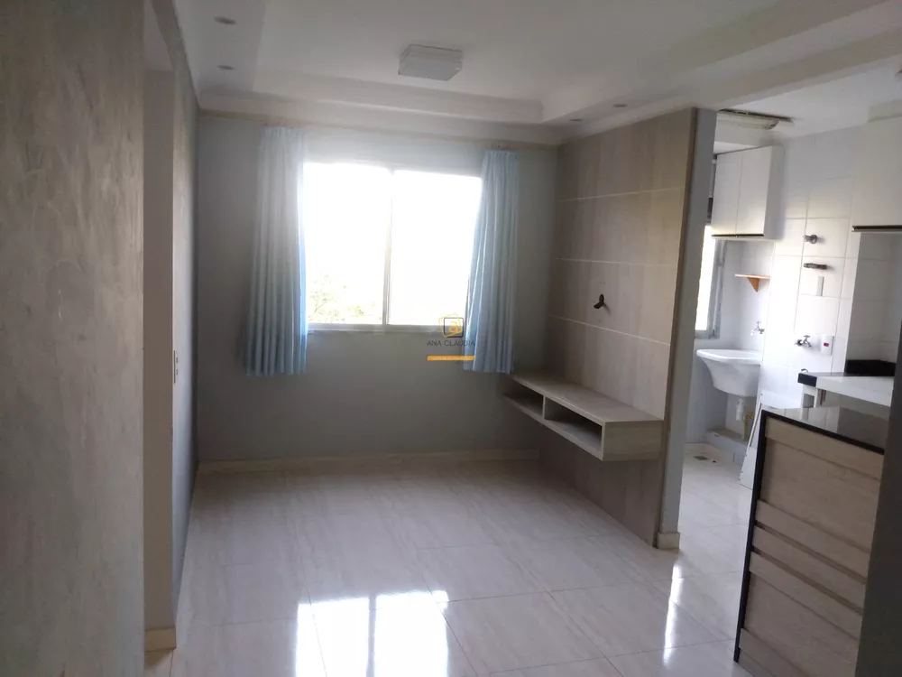 Apartamento à venda com 2 quartos, 45m² - Foto 2