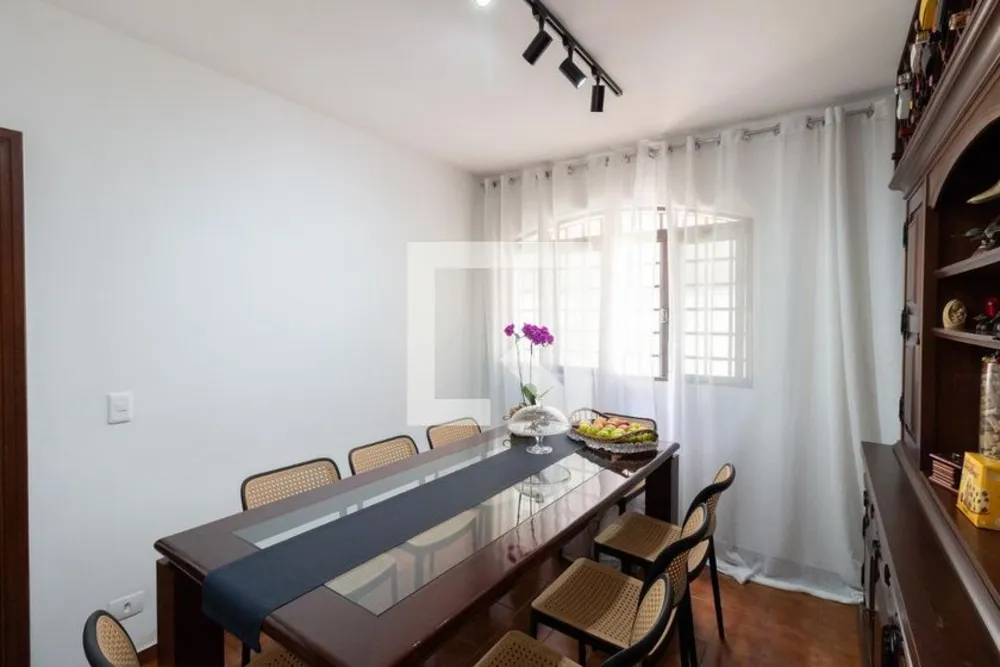 Casa, 3 quartos, 192 m² - Foto 2