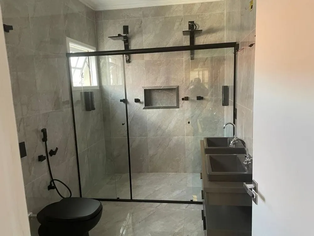 Casa, 4 quartos, 255 m² - Foto 1