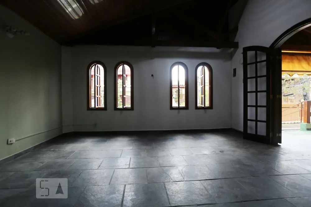 Casa, 7 quartos, 210 m² - Foto 2