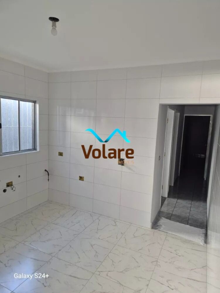 Casa à venda com 2 quartos, 125m² - Foto 1