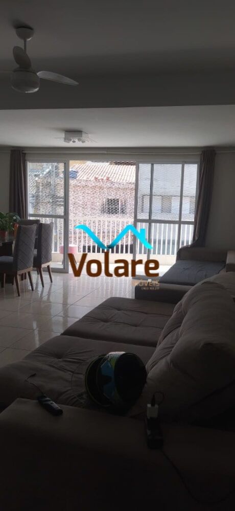 Casa à venda com 4 quartos, 270m² - Foto 2