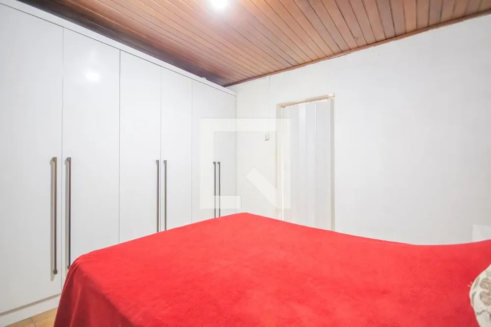 Casa, 4 quartos, 225 m² - Foto 1