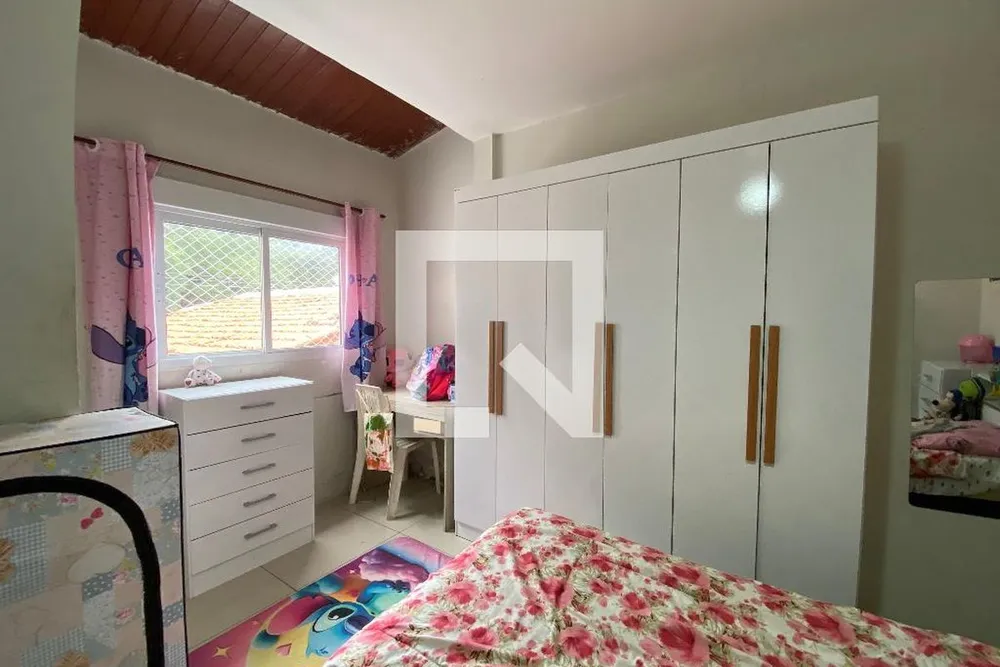 Casa, 5 quartos, 180 m² - Foto 4