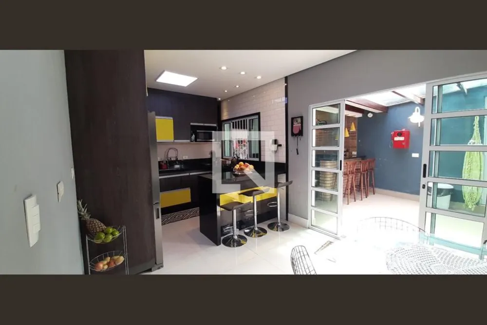 Casa, 3 quartos, 178 m² - Foto 2