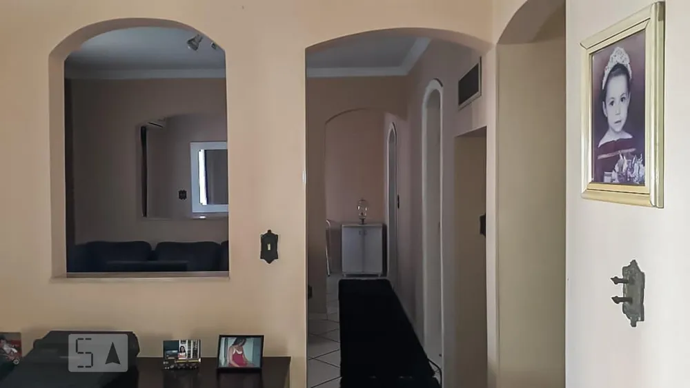 Casa, 3 quartos, 235 m² - Foto 1