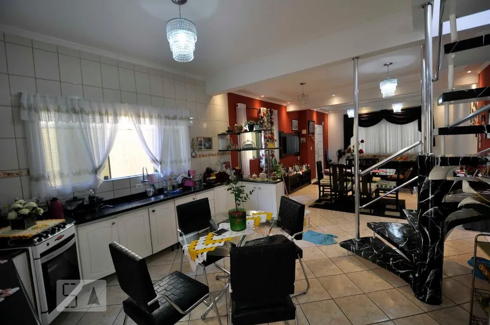 Casa, 4 quartos, 250 m² - Foto 3