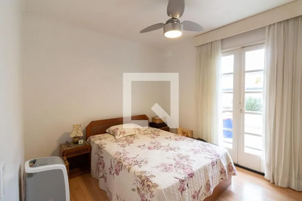 Casa, 3 quartos, 220 m² - Foto 2