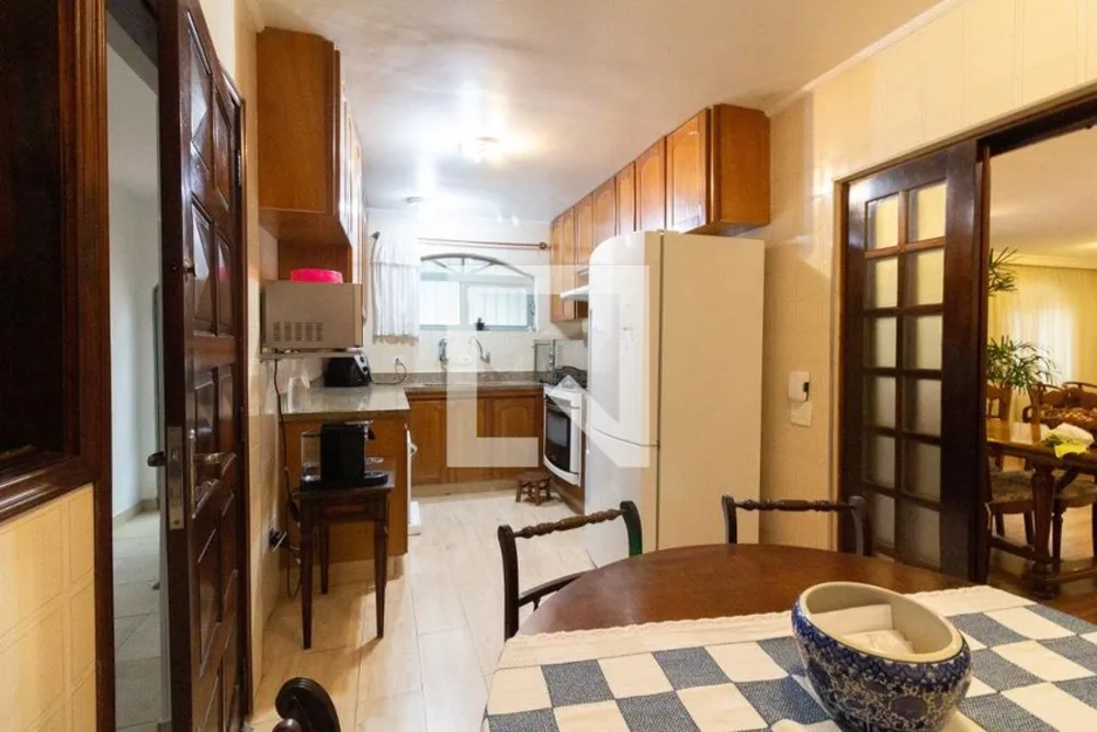 Casa, 3 quartos, 220 m² - Foto 1