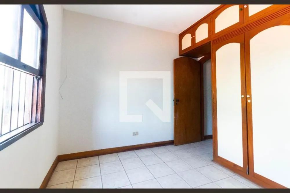 Casa, 4 quartos, 200 m² - Foto 2