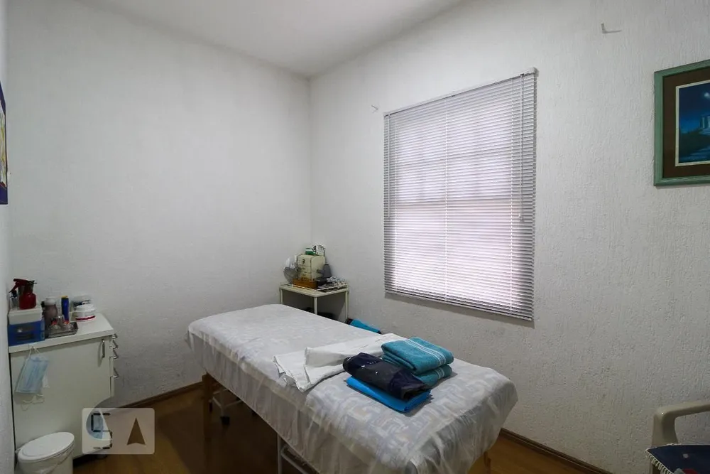 Casa, 3 quartos, 235 m² - Foto 1