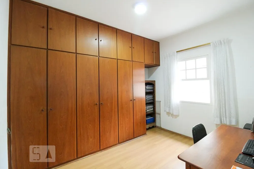 Casa, 3 quartos, 235 m² - Foto 3