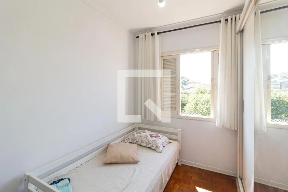 Casa, 3 quartos, 245 m² - Foto 2