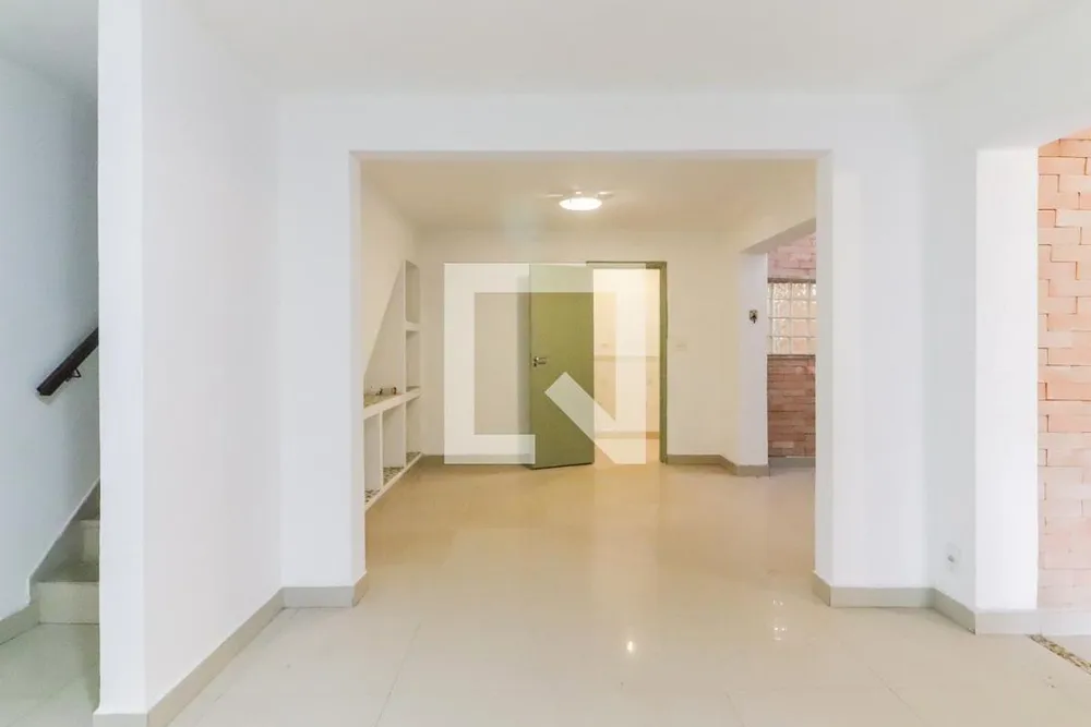 Casa, 3 quartos, 240 m² - Foto 1