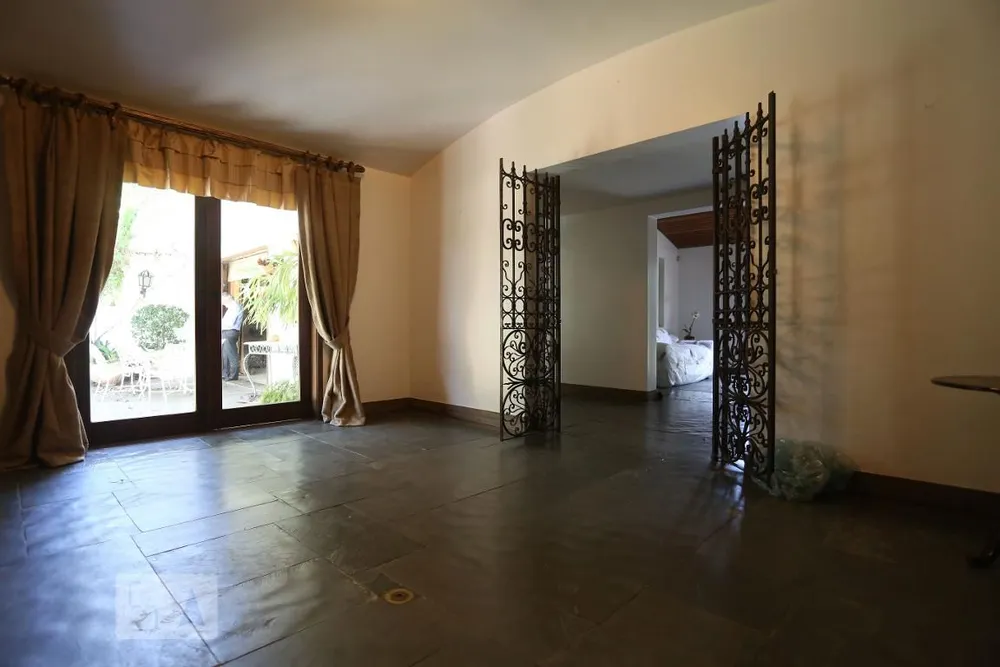 Casa, 5 quartos, 560 m² - Foto 1