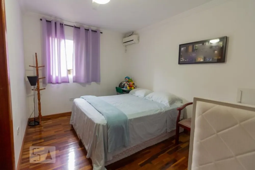 Casa, 4 quartos, 195 m² - Foto 2
