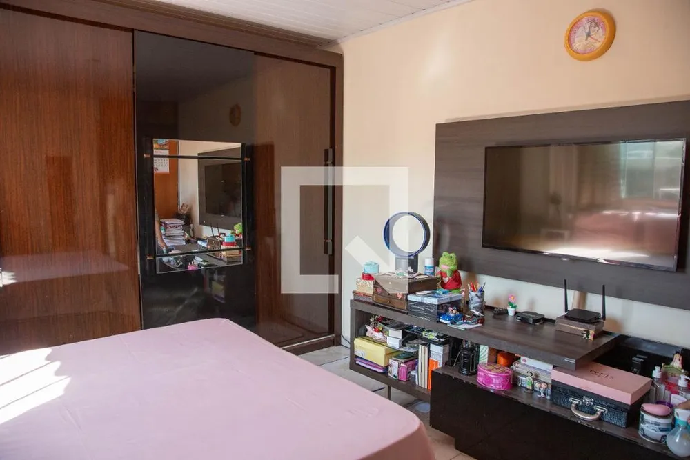 Casa, 3 quartos, 253 m² - Foto 1