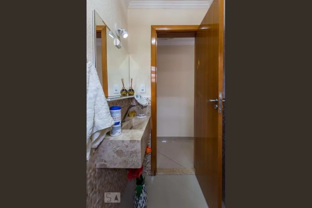 Casa, 3 quartos, 228 m² - Foto 1