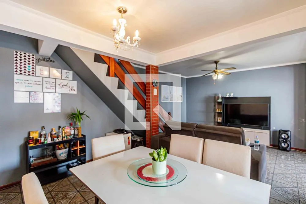 Casa, 4 quartos, 250 m² - Foto 1