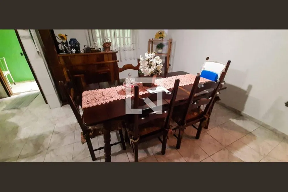 Casa, 3 quartos, 241 m² - Foto 1