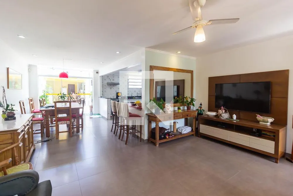 Casa, 4 quartos, 257 m² - Foto 2