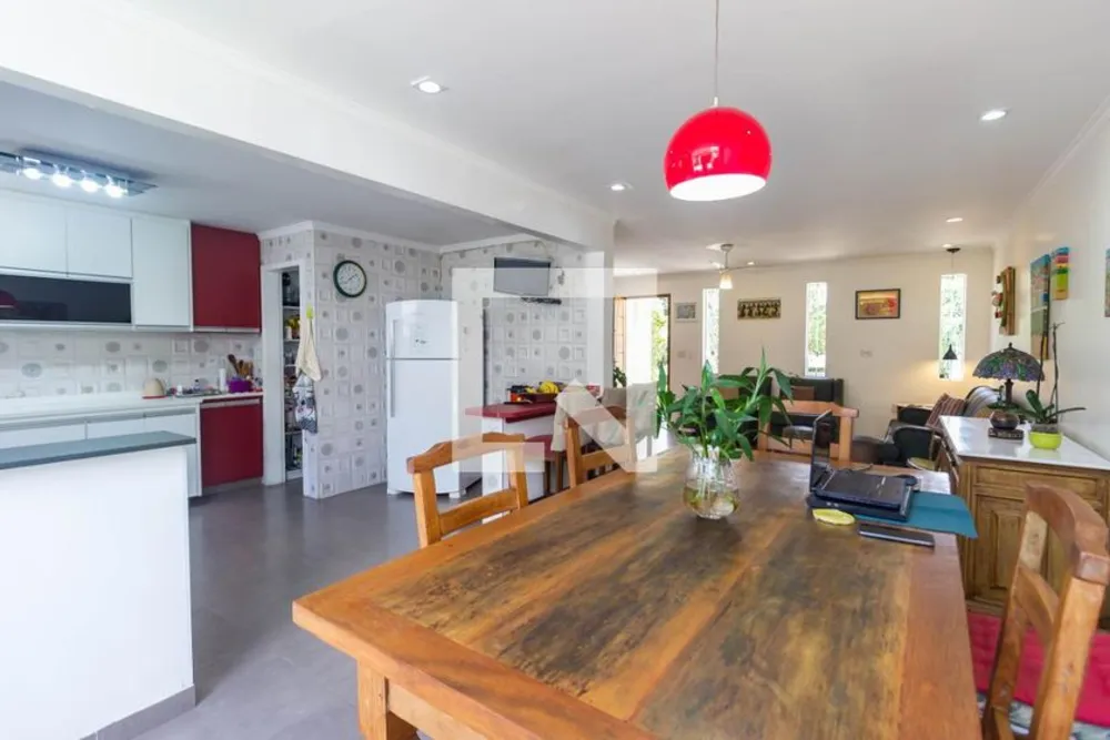 Casa, 4 quartos, 257 m² - Foto 1