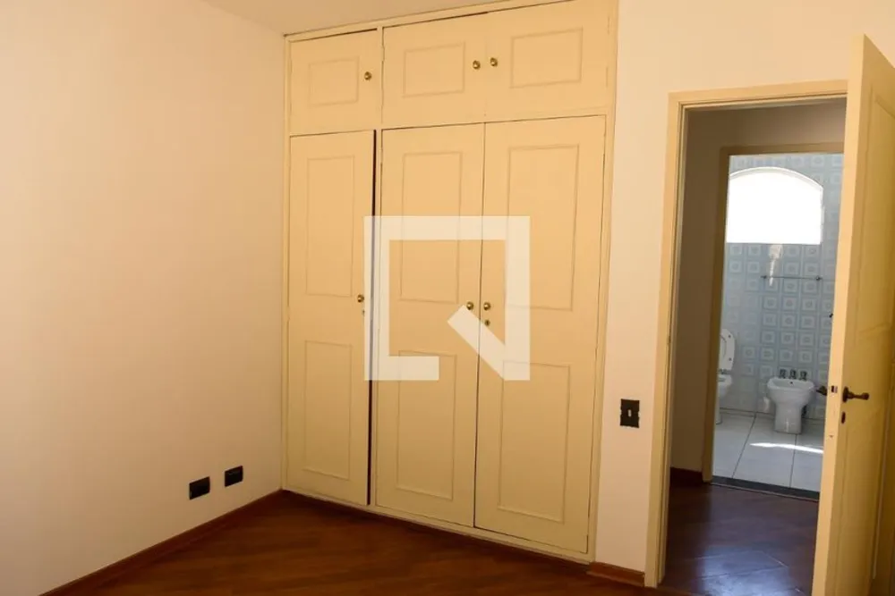 Casa, 5 quartos, 210 m² - Foto 1
