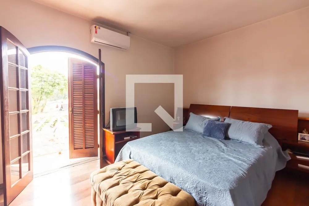 Casa, 4 quartos, 262 m² - Foto 3