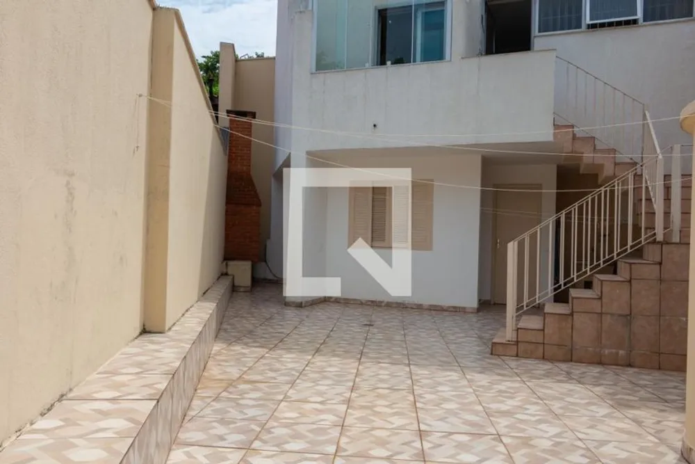Casa, 4 quartos, 228 m² - Foto 3