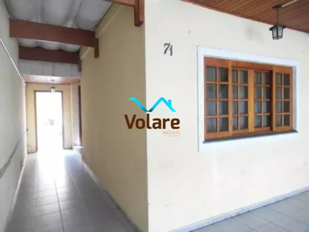 Casa à venda com 4 quartos, 133m² - Foto 1